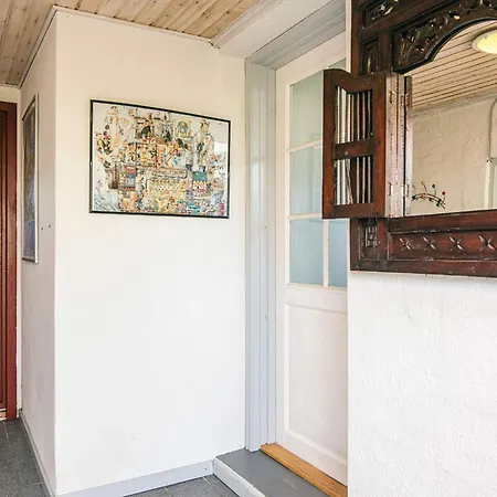 8 Person In Bindslev-by Traum